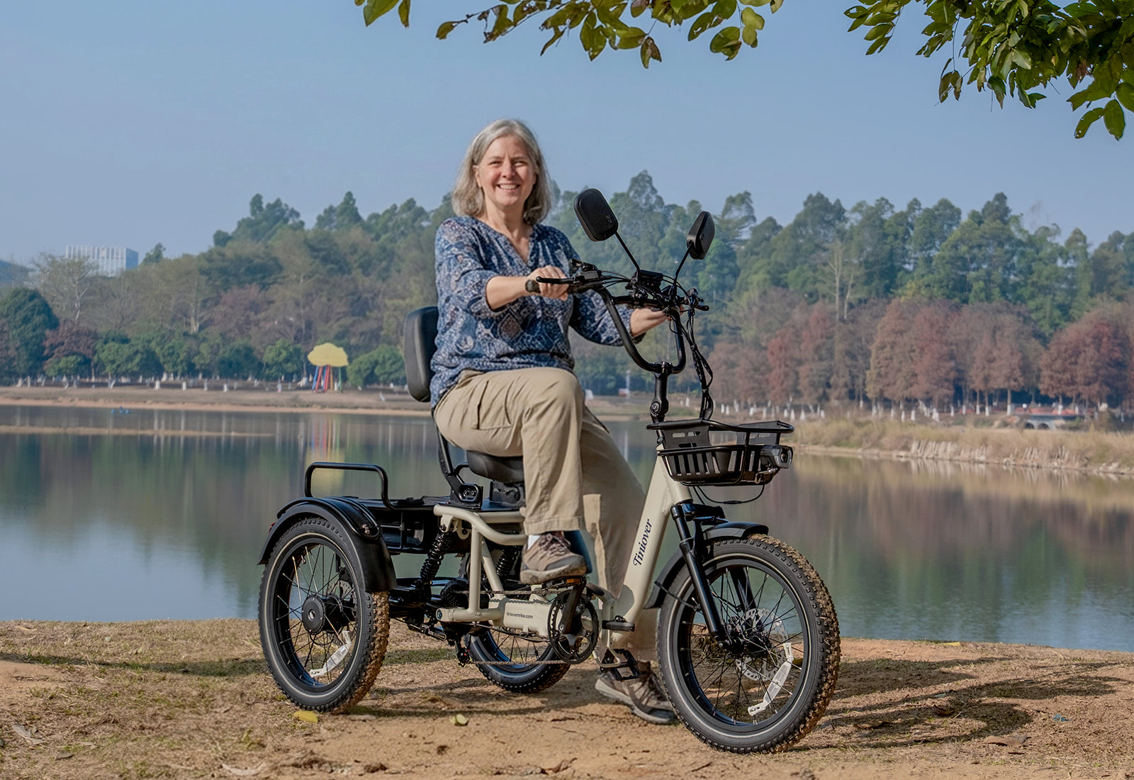 River Full Suspension Electric Tricycle